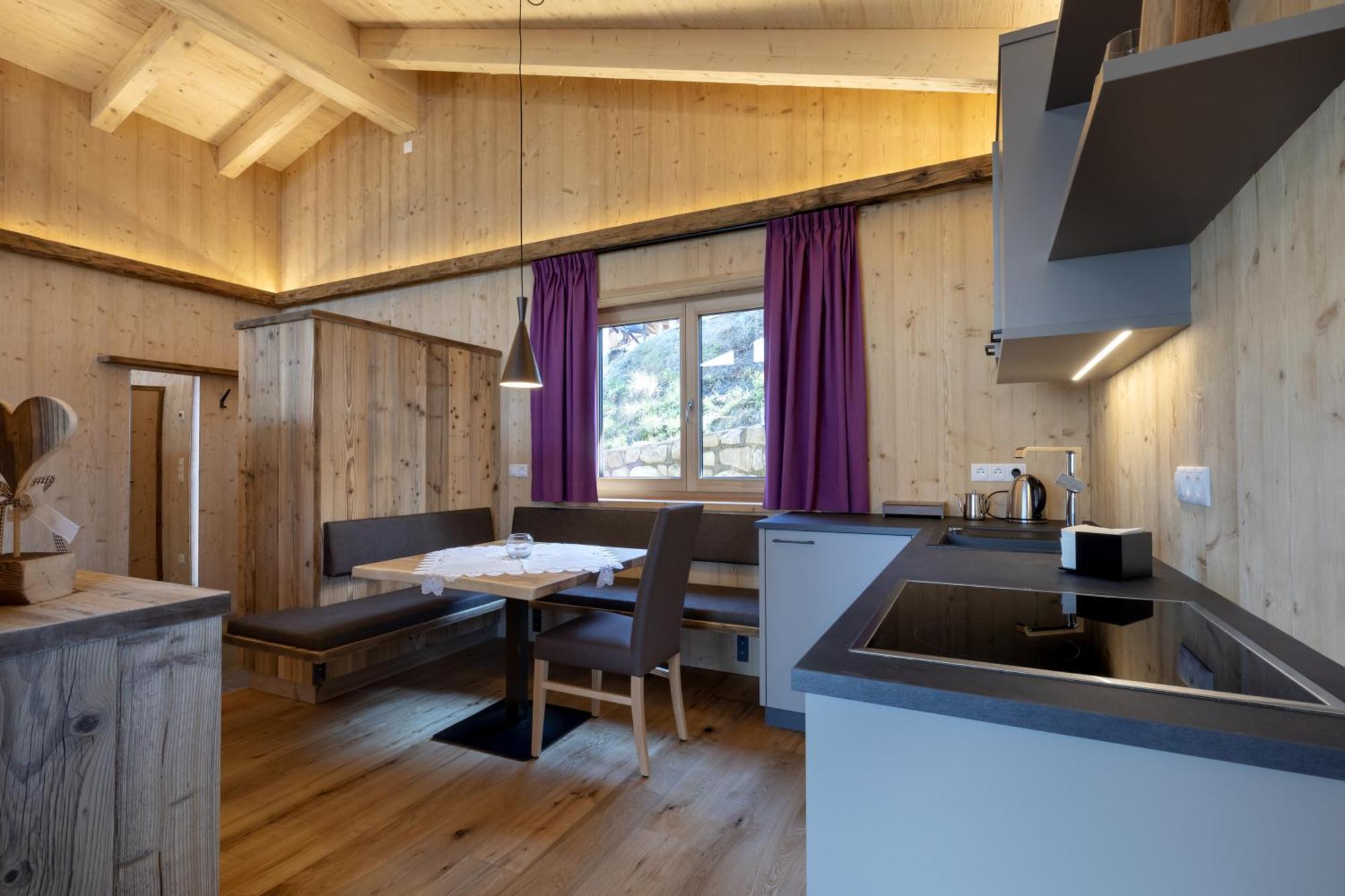 Mountain Village Hasenegg Schenna Zimmer foto